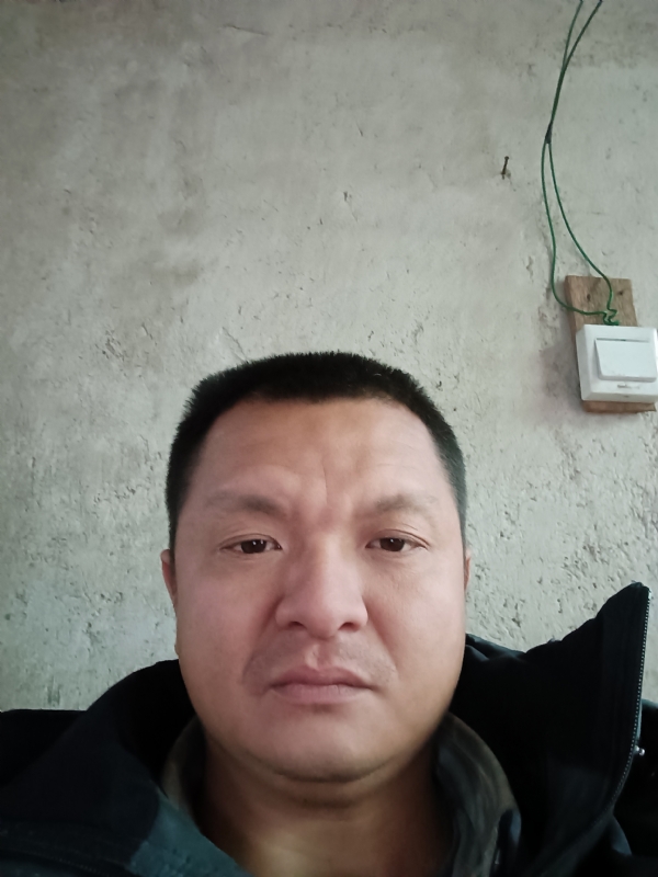 兰成龙的第四张照片--龙岩认干亲服务网